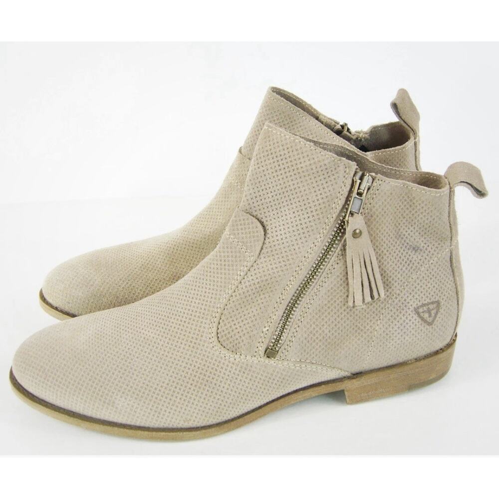 Tamaris Cigarra Perforated Ankle Bootie-Biege-Sz 40/9.5 Versatile Chic Timeless - Picture 7 of 10